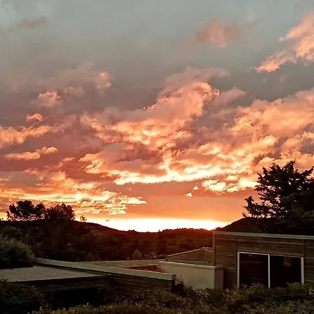 22 M2, Terrasse Vue Montagne, Dans Propriété Face Au Du Salagou